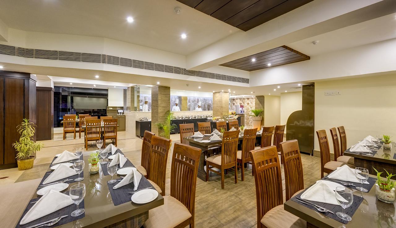 Cygnett Inn Dwarka  Ngoại thất bức ảnh