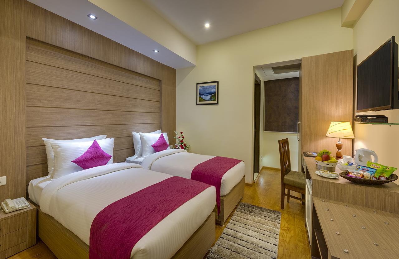 Cygnett Inn Dwarka  Ngoại thất bức ảnh