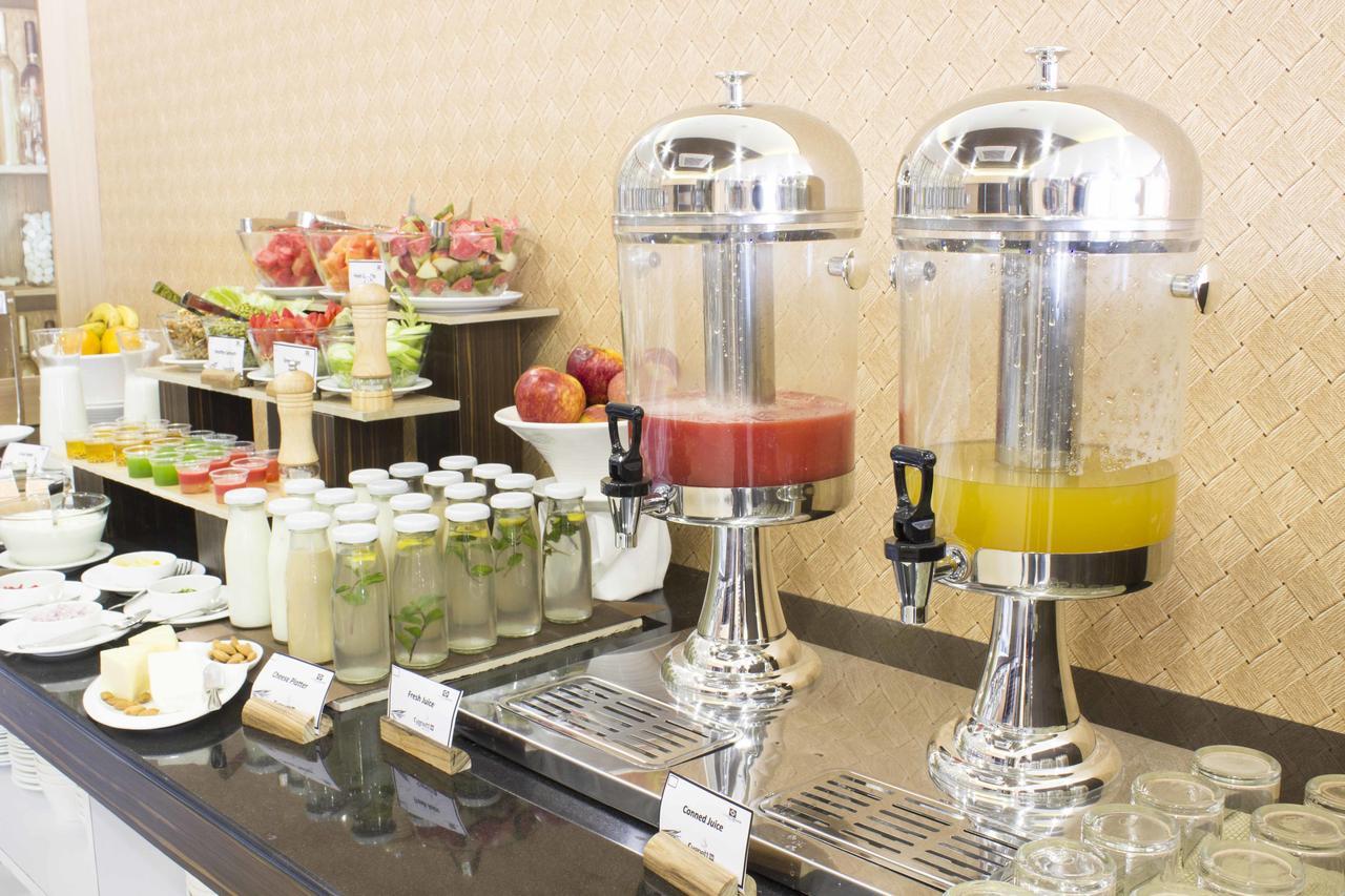 Cygnett Inn Dwarka  Ngoại thất bức ảnh